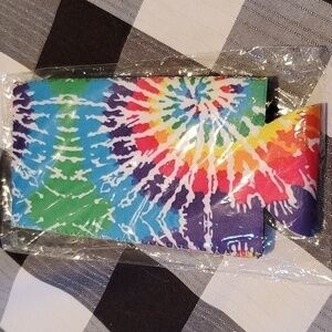 🐻    Slim Can Cooler - Neoprene Insulated Can Coolie for 12oz Tall Skinny Cans